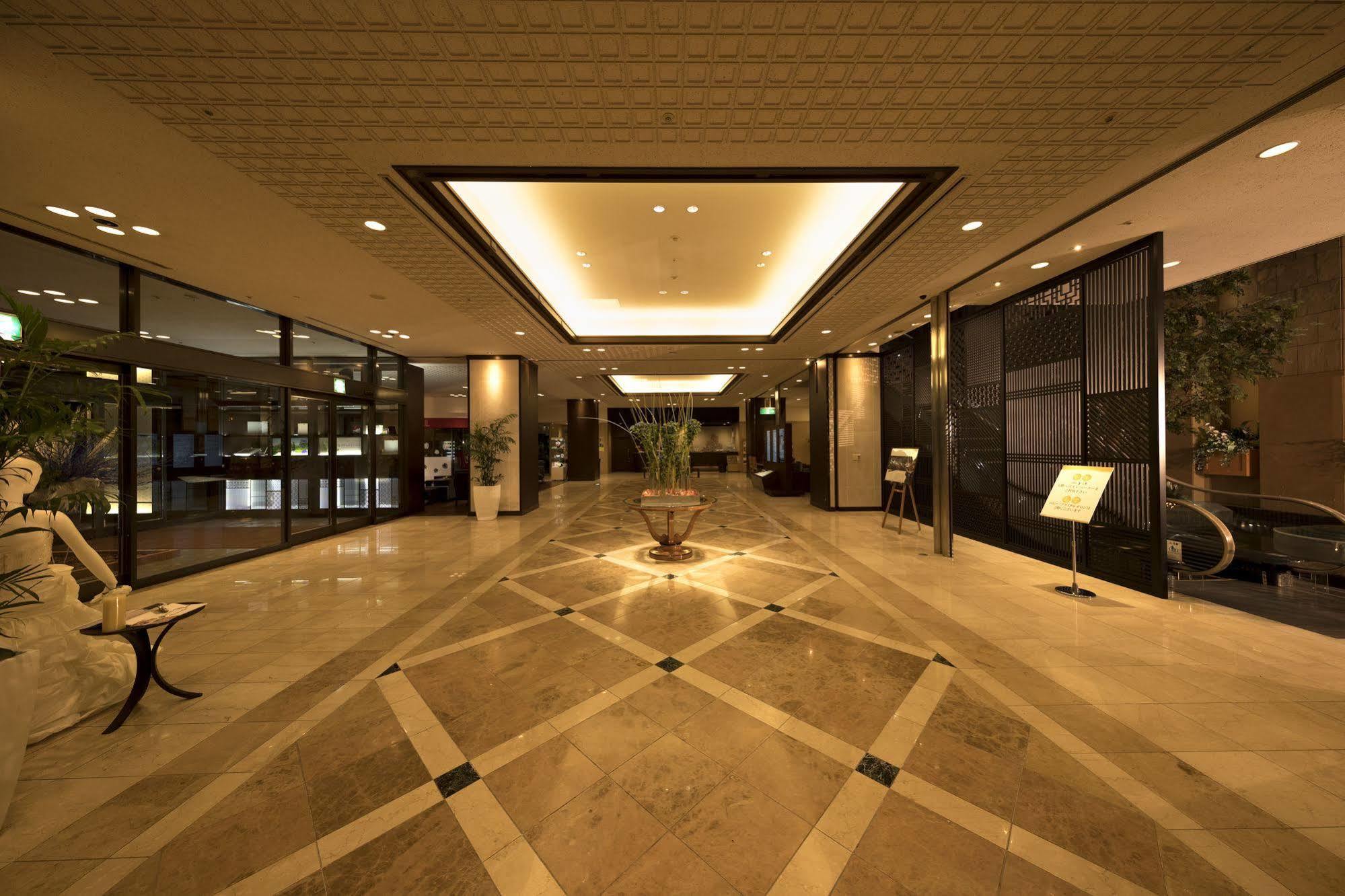 Kkr Hotel Kumamoto Zewnętrze zdjęcie